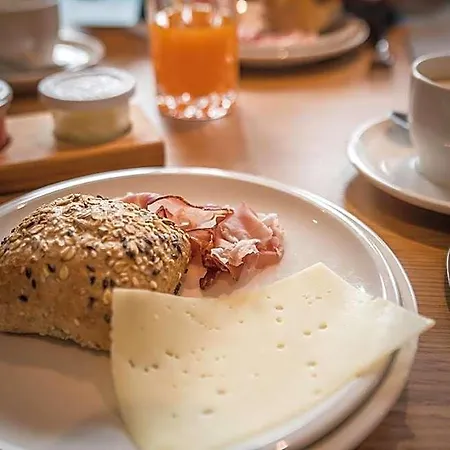 Restaurant Kochschule Roessle Hotel 3*
