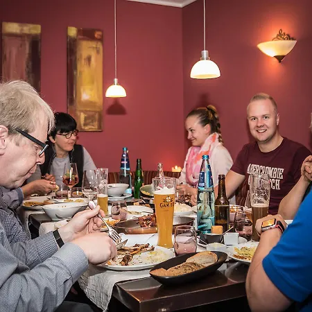 Hotel Restaurant Kochschule Rössle 3*
