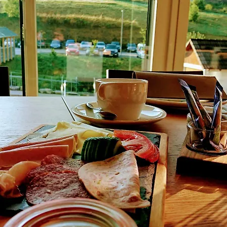 Otel Restaurant Kochschule Roessle 3*