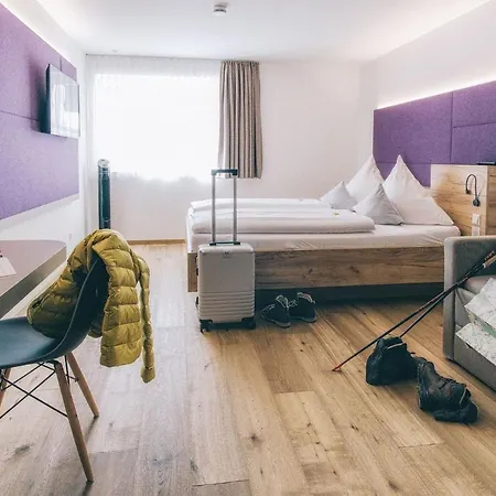 Restaurant Kochschule Roessle Отель Эльцах